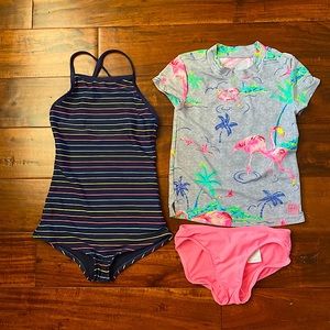 (2) Gap girls swimsuits